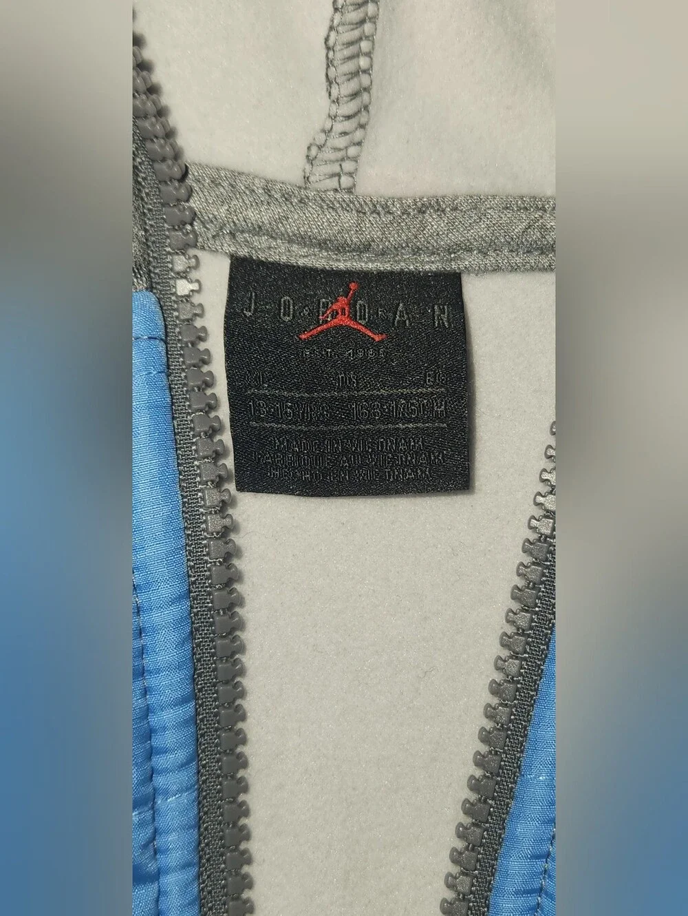 Jordan Kids Gray and Light Blue Quilted Hooded Jacket Size XL 13-15 Years Old